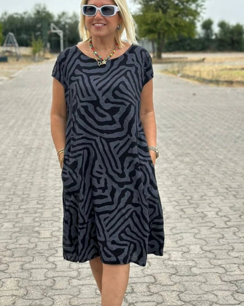 Nelia™ – Summer Dress with Round Neck and Beautiful Print