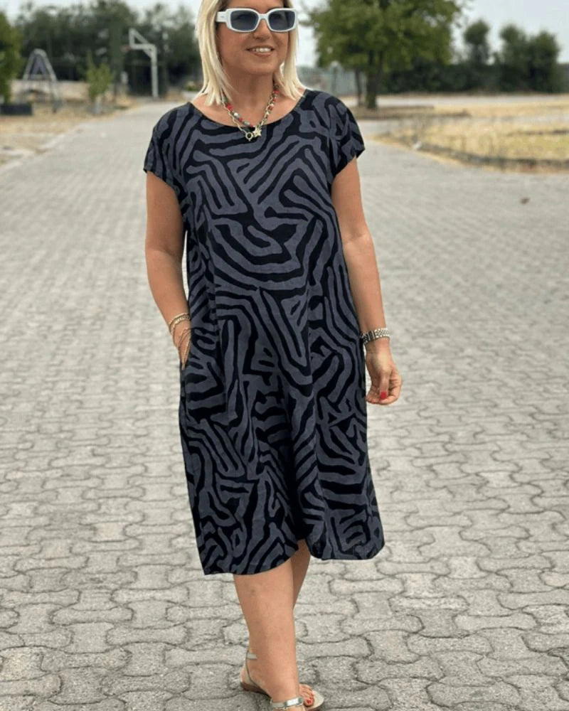 Nelia™ – Summer Dress with Round Neck and Beautiful Print
